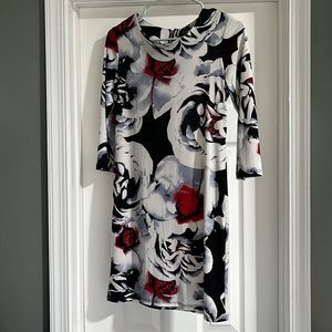 Allen B. dress size small